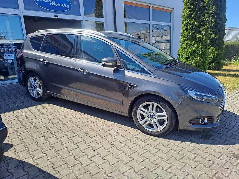 Ford S-MAX (2017) 2,0 TDCi 132 kW 4X4 AUTOMAT  - fotka 4 z 35