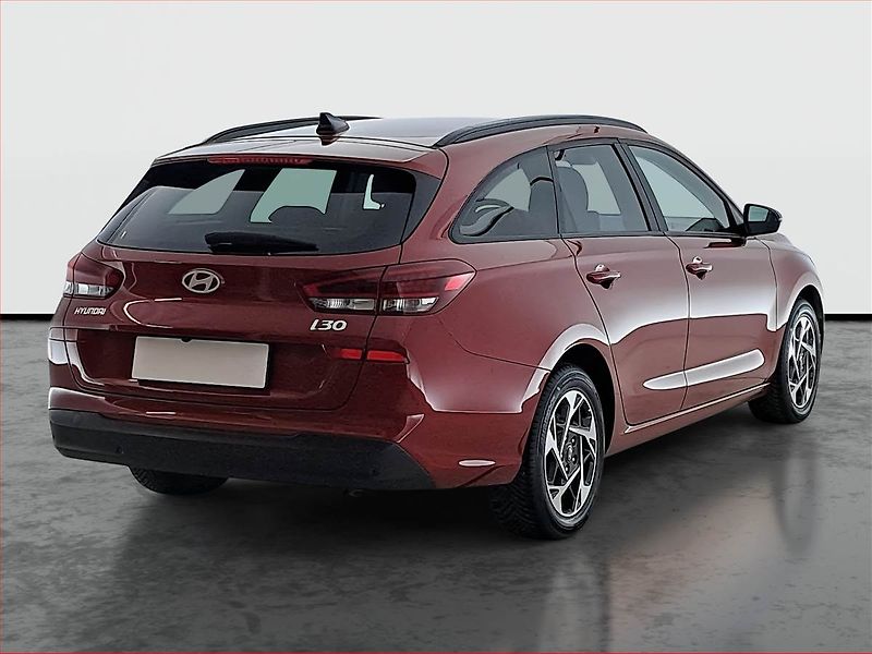 Hyundai i30 (2024) Family Smart 1.0 T-GDI - fotka 5 z 20