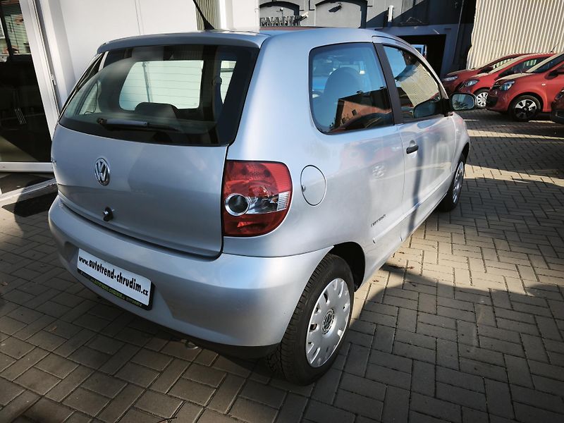Volkswagen Fox (2009) 1,2 40kW - fotka 7 z 23