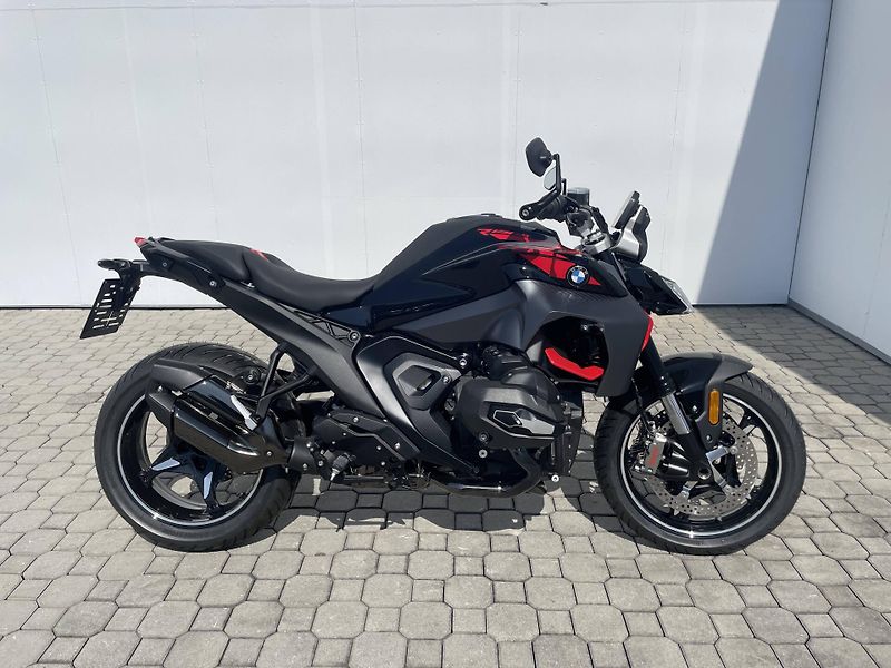 BMW (2026) R 1300 R - fotka 2 z 12