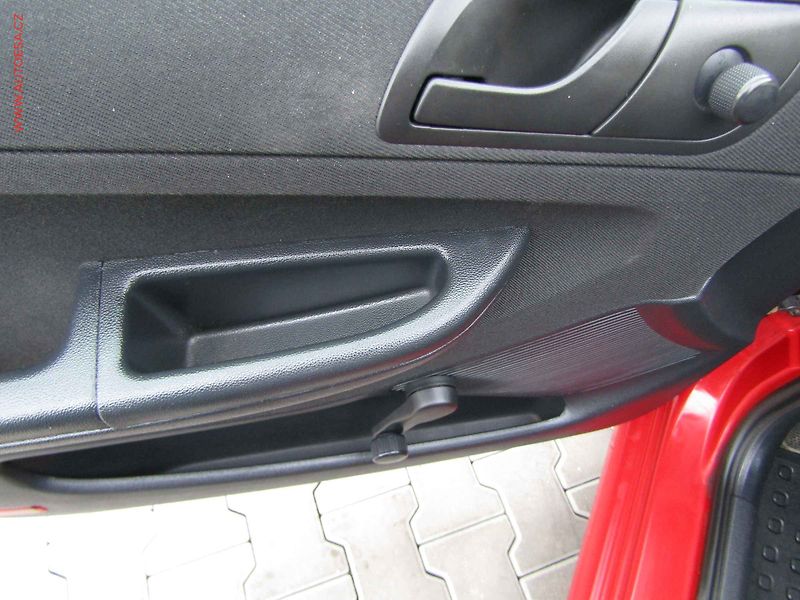 Škoda Fabia (2007) 1.2 i, ČR, zmk.řazení - fotka 11 z 16