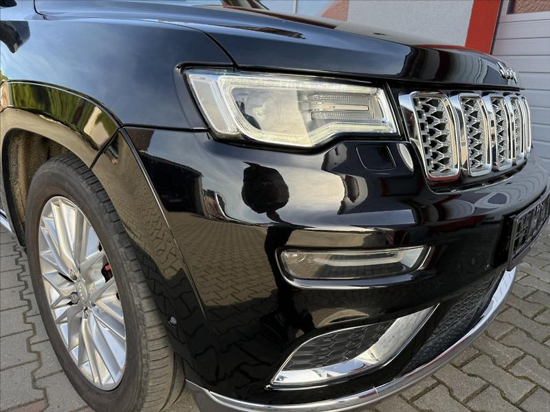 Jeep Grand Cherokee 3,0 CRD SUMMIT H&K awd záruka - fotka 42 z 42