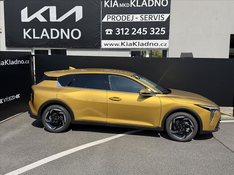 Kia K4 (2026) 1,6 T-GDi 7DCT TOP+17ALU - fotka 4 z 10