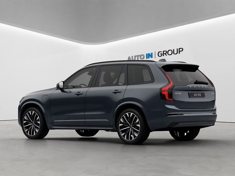 Volvo XC90 (2026) PLUS 360°kam., Vyhř.č.skl, taž - fotka 4 z 10