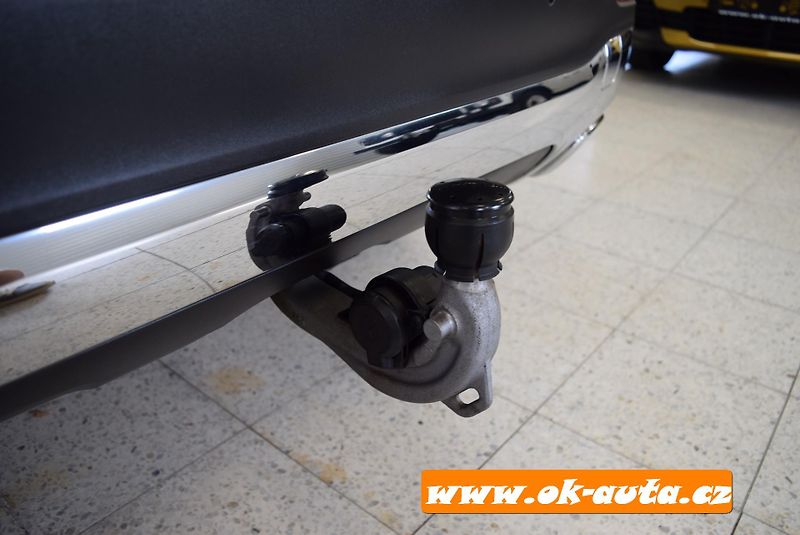 Mercedes-Benz GLB 200 D PRAVIDELNÝ SER. MER. TZ. - fotka 22 z 78