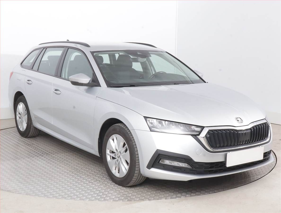 Škoda Octavia Ambition 2.0 TDI, ČR,1.maj