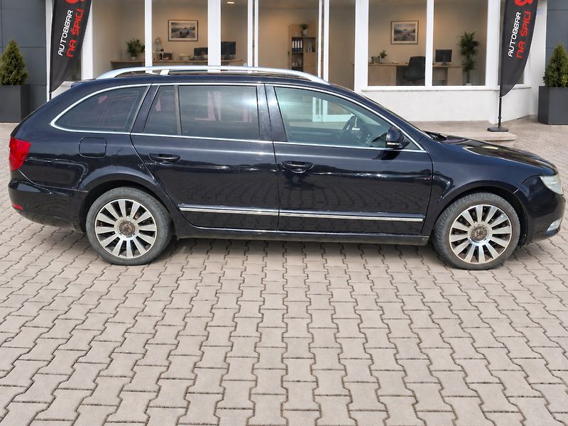 Škoda Superb (2010) 2.0TDI 103kW 6MN -TAŽ.ZAŘÍZENÍ - fotka 5 z 30
