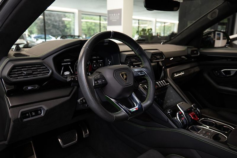 Lamborghini Urus S/Bang&Olufsen/360/SoftClose - fotka 5 z 23
