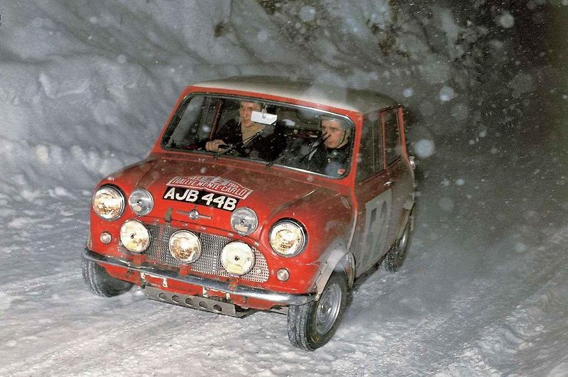 Jízda s původní generací Mini
