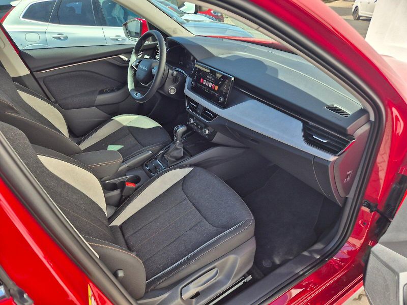 Škoda Kamiq (2025) Top Selection 1.0TSi 85kW 7° a - fotka 20 z 30