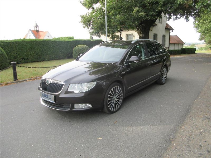 Škoda Superb 2,0 TSi 147Kw, L&K, Tažné, Hav - fotka 2 z 33