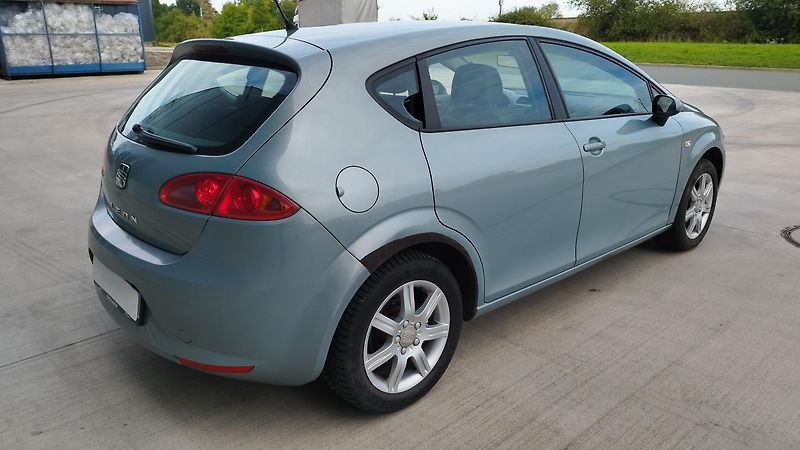 Seat Leon 1.6i,volat- 608 081 843 - fotka 4 z 15