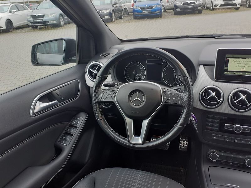 Mercedes-Benz Třídy B (2014) 180 1.5 CDi  AUTOMAT - fotka 8 z 38