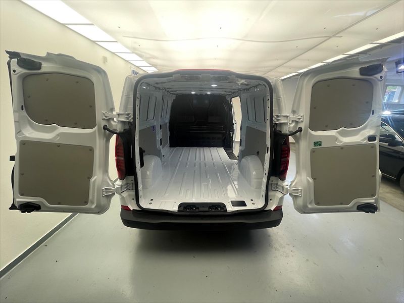 Volkswagen Transporter e skříň 100 kW DR - fotka 21 z 22