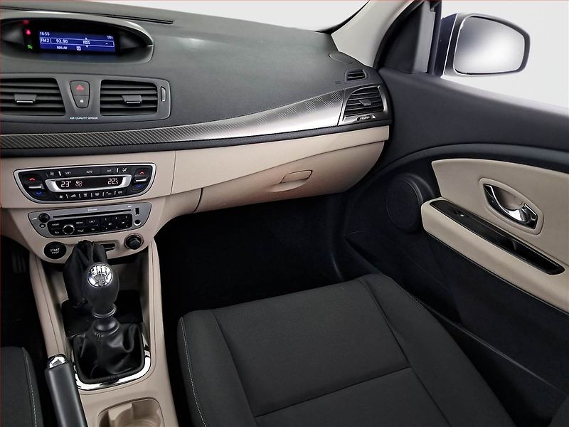 Renault Mégane (2012) 1.6 16V - fotka 8 z 16