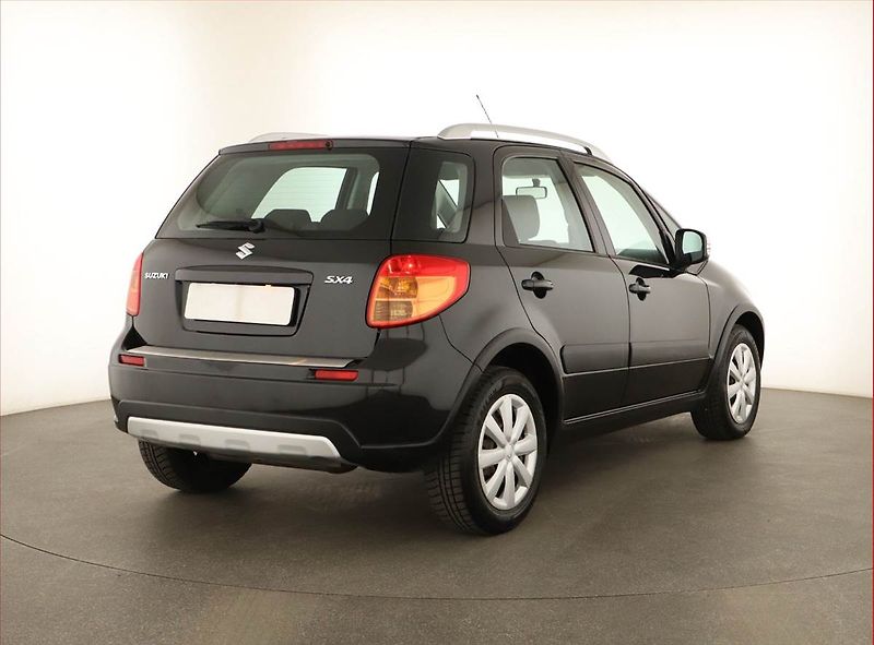 Suzuki SX4 (2014) 1.6 VVT - fotka 5 z 12