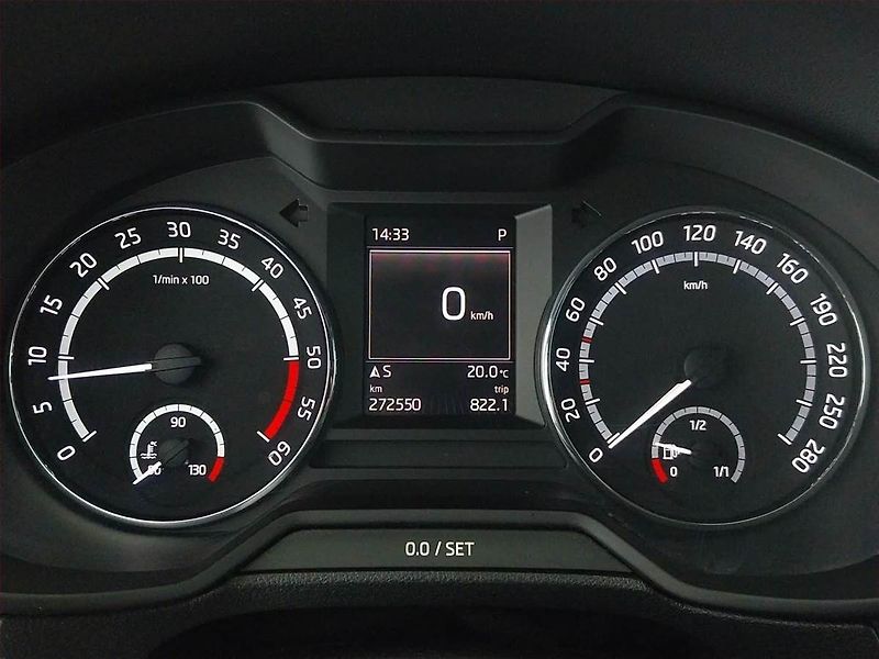 Škoda Octavia (2014) RS 2.0 TDI, Automat, Navi - fotka 11 z 21
