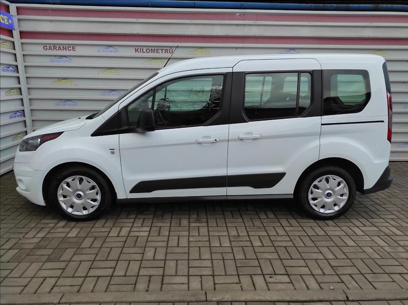 Ford Tourneo Connect 1,5TDCi Trend,ČR,1Maj,Temp. - fotka 3 z 28