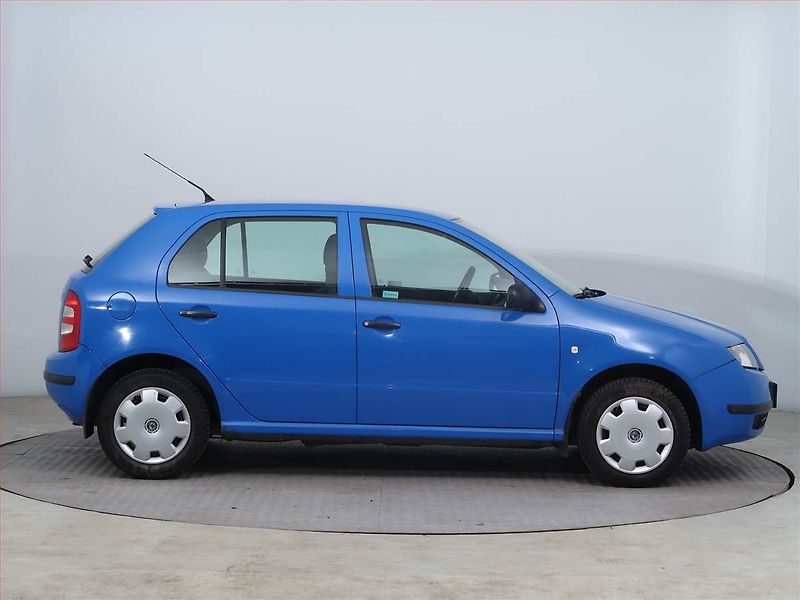 Škoda Fabia (2003) 1.2, nová STK, pěkný stav - fotka 6 z 14