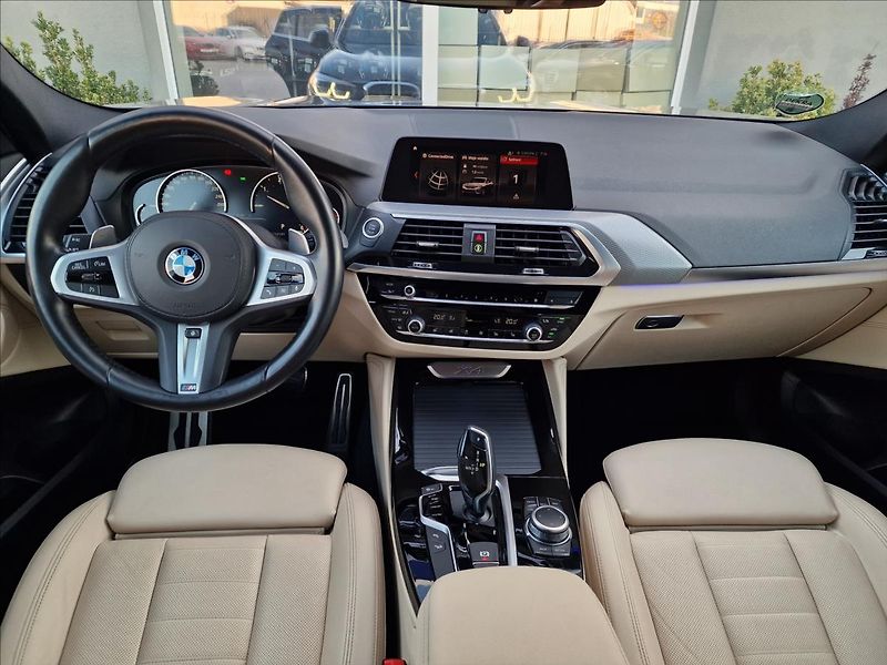 BMW X4 30d Xdrive M Sport, ČR,1.Maj. - fotka 24 z 50