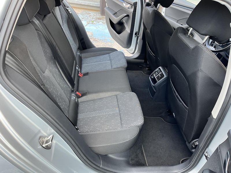 Škoda Octavia (2021) IV 2.0TDI*NEZ.TOPENÍ*TAŽNÉ*NAV - fotka 21 z 34