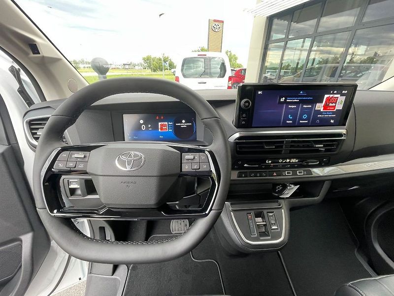 Toyota ProAce Verso 2.2D 180HP A/T L1 VIP 7S - fotka 15 z 30