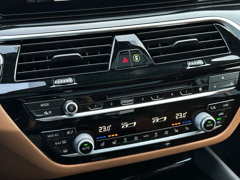 BMW Řada 6 630D GT, HUD, Vzduch, 360° - fotka 16 z 21