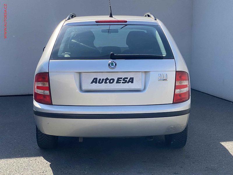 Škoda Fabia (2005) 1.2i, ČR, AC, STK5/28 - fotka 5 z 15