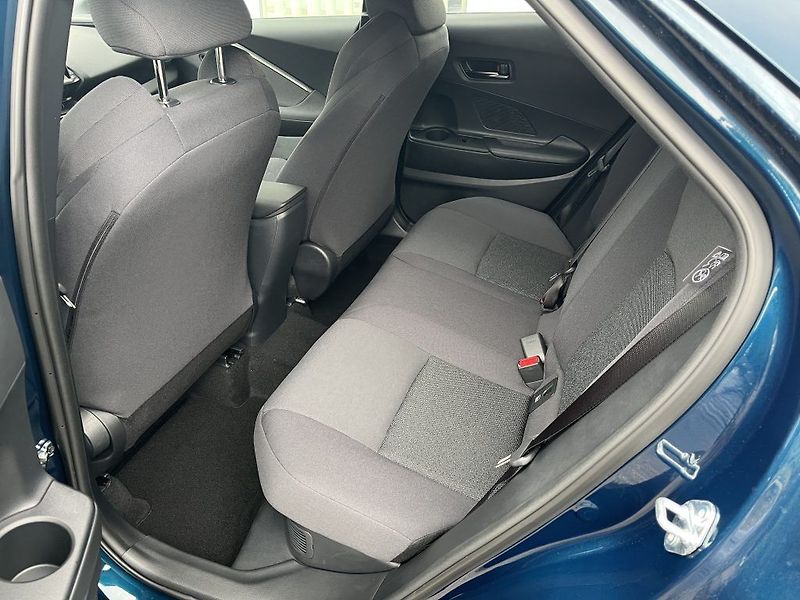 Toyota C-HR 1.8L HEV Comfort - fotka 8 z 27