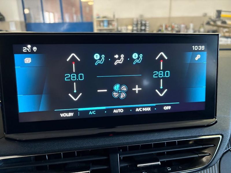 Peugeot 3008 (2023) 1,5 BLUE HDI ALLURE PACK - fotka 19 z 25