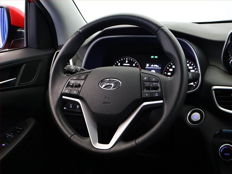 Hyundai Tucson (2020) Adventure 1.6 CRDi - fotka 17 z 17