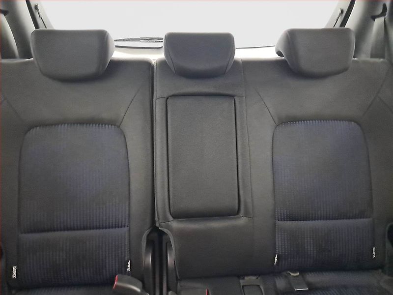 Hyundai ix20 (2016) 1.4 CVVT, ČR,1.maj - fotka 10 z 16