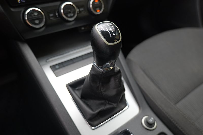 Škoda Octavia 1.6 TDI 77 kW Nové rozvody - fotka 26 z 28