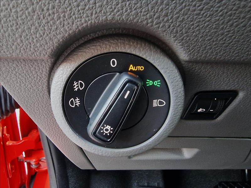 Volkswagen Transporter 2.0TDI DSG LONG, ČR, 1.Majitel - fotka 38 z 50