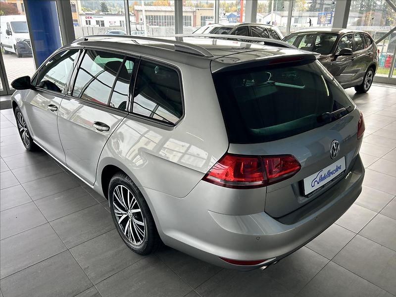 Volkswagen Golf 1,4   TSI 92kW,ALLSTAR,SERVISK - fotka 4 z 28