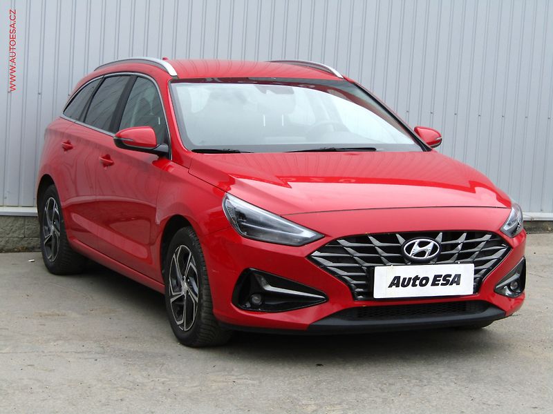 Hyundai i30 (2023) 1.0 T-GDi, ČR, Smart, LED - fotografie inzerátu