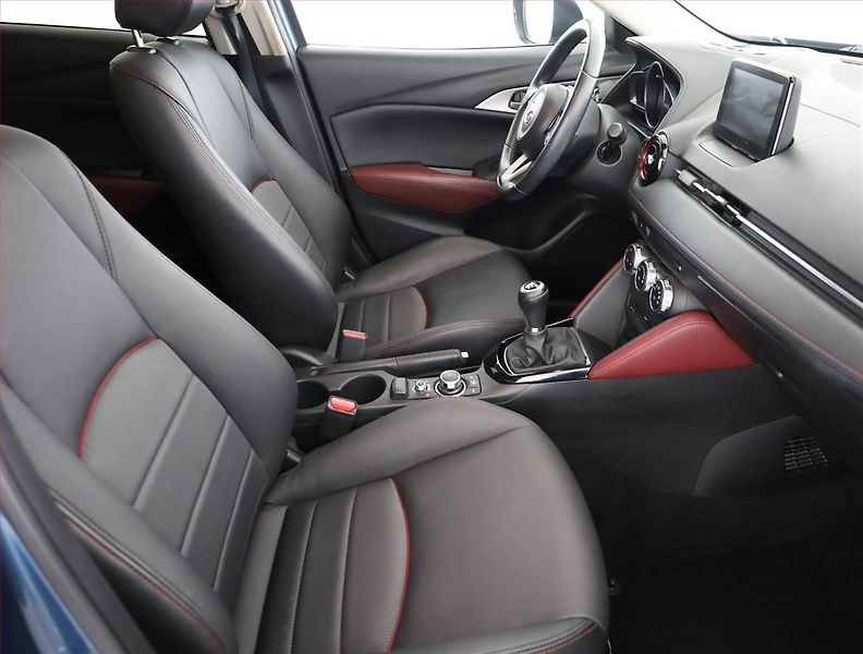 Mazda CX-3 (2017) Revolution 2.0 Skyactiv-G - fotka 7 z 17