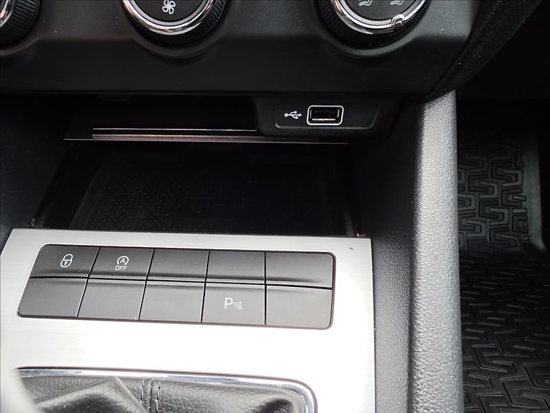 Škoda Octavia III 1,0 TSi 85KW Ambition - fotka 22 z 44