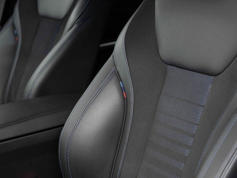 BMW Řada 3 M340d xDrive - fotka 19 z 21
