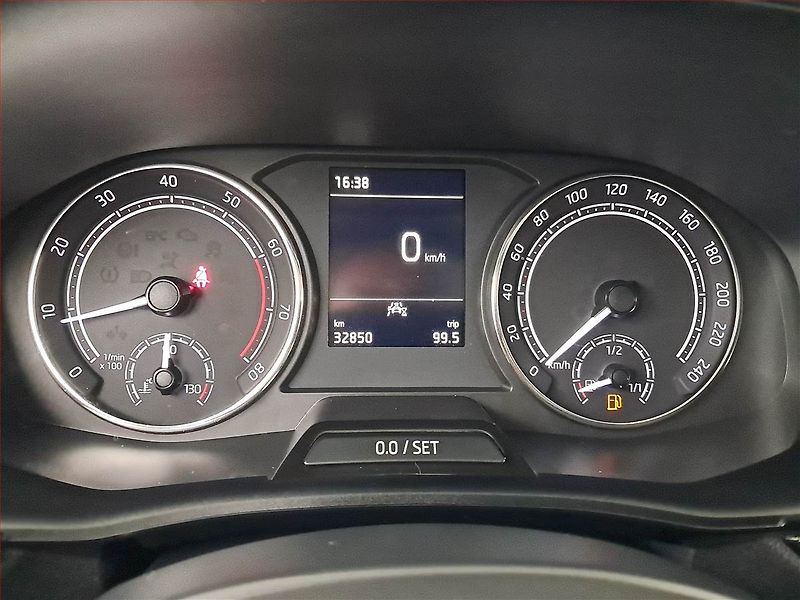 Škoda Fabia (2023) Ambition 1.0, ČR,1.maj - fotka 11 z 14