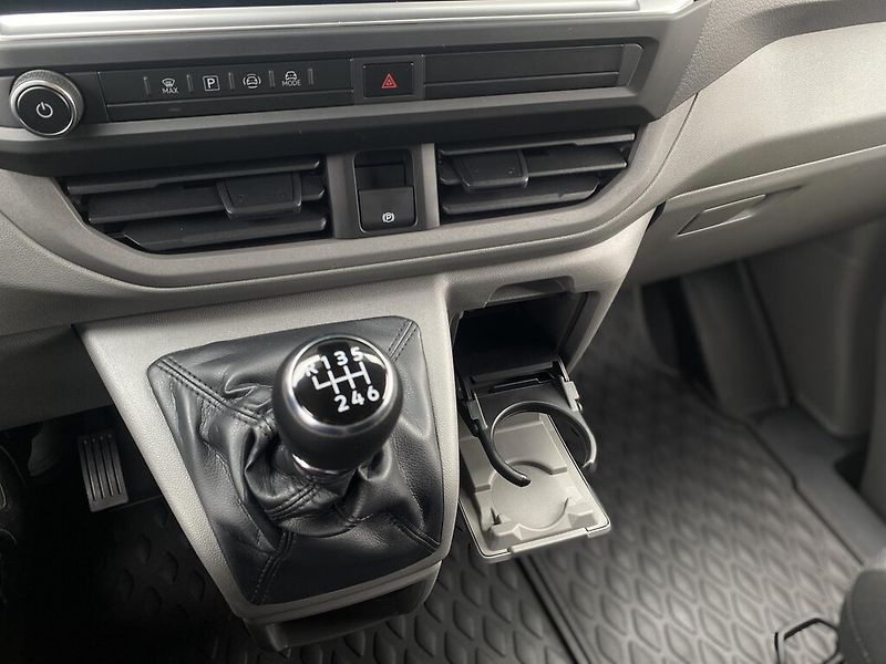 Volkswagen Transporter 2,0 TDI 110 kW - fotka 17 z 28