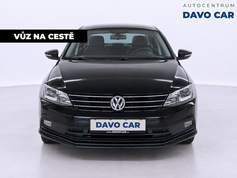 Volkswagen Jetta 1,4 TSI 92kW DSG Allstar 1.Maj - fotka 3 z 10