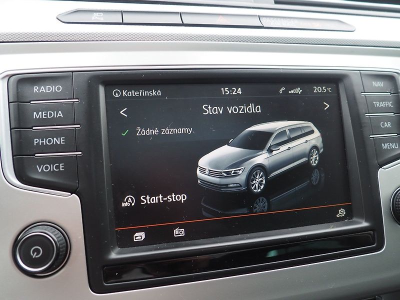 Volkswagen Passat (2016) 2.0 TDI 140 kW, DSG, 4Motion - fotka 35 z 48