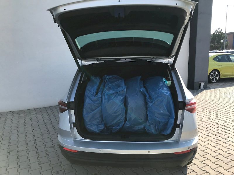 Škoda Karoq (2025) SEL TS 110/1.5 M6F - fotka 16 z 26