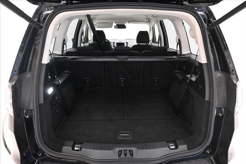 Ford Galaxy 2,0 EcoBlue 140 kW AT8 Titaniu - fotka 11 z 34