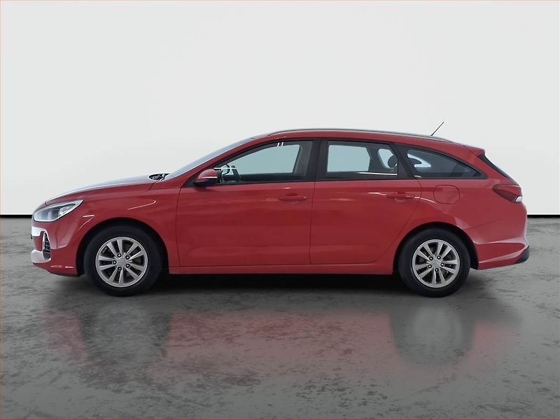 Hyundai i30 (2018) 1.4 T-GDI, ČR,1.maj - fotka 3 z 17