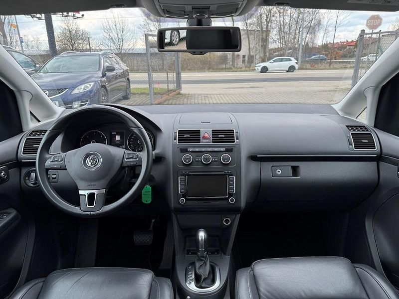 Volkswagen Touran 2.0 TDI 130 kW DSG Highline - fotka 8 z 35