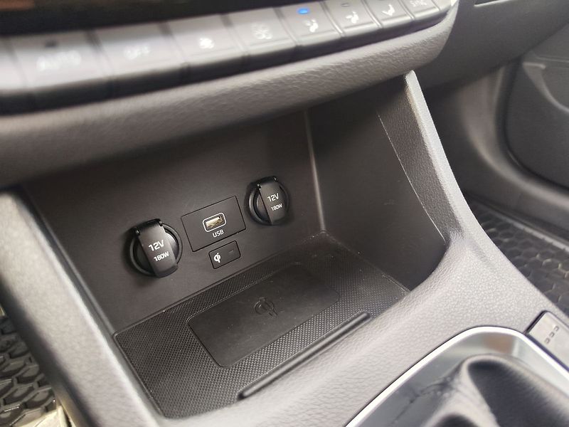 Hyundai i30 1.0 T-GDI/88kW Smart Navi - fotka 21 z 33
