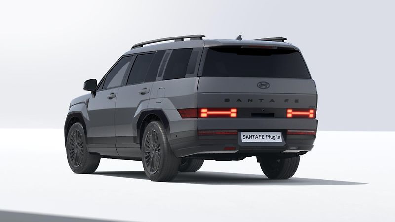 Hyundai Santa Fe (2026) 1,6 1,6 TGDI PHEV 4×4 CALLIGRA - fotka 3 z 6
