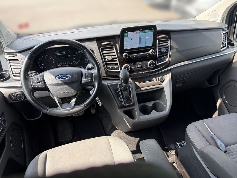 Ford Tourneo Custom (2019) L1 Titanium 136kW Aut. ZÁRUKA - fotka 10 z 19